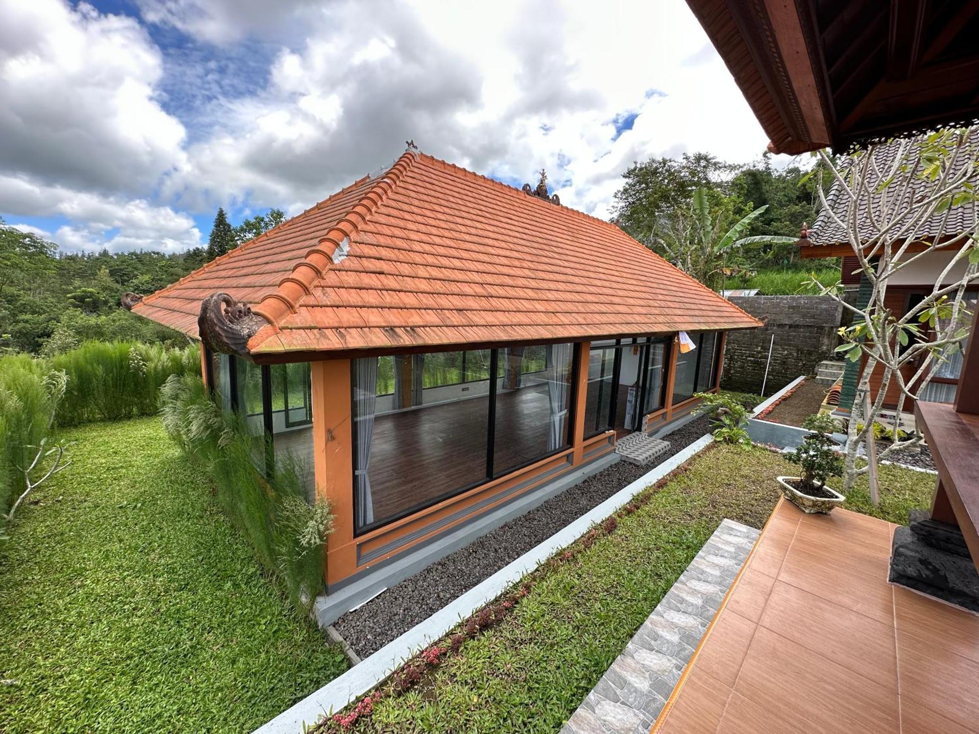 Апартаменты Bali Basuki Retreat Center Besakih Экстерьер фото